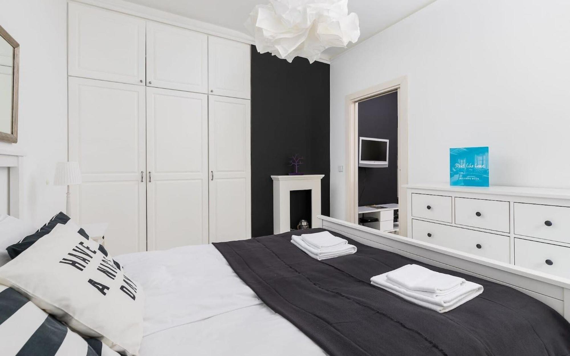 Rent Like Home - Wronskiego 15 Warsaw Luaran gambar